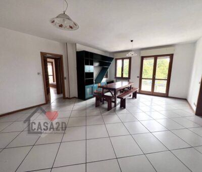 Spazioso appartamento al primo piano a ronta di cesena