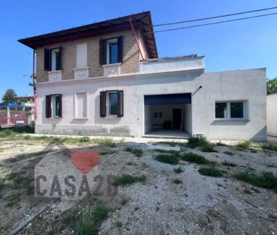 Elegante villa stile liberty